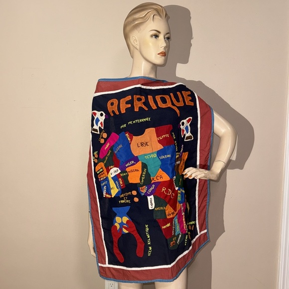 African Patchwork Map Wall Tapestry - Picture 14 of 17